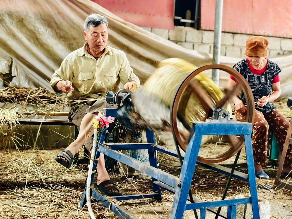 Nét đẹp làng nghề chiếu cói Tân Tiến