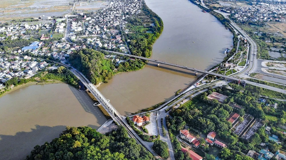 Nghe đá núi kể chuyện chiến công