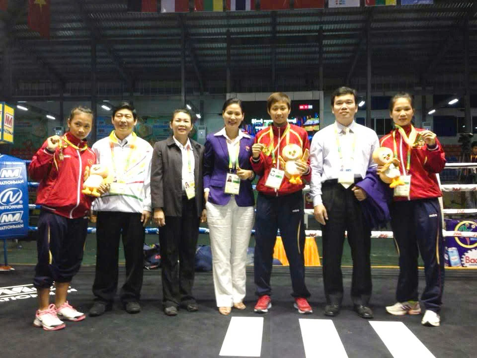 Nước mắt và vinh quang cùng Muay