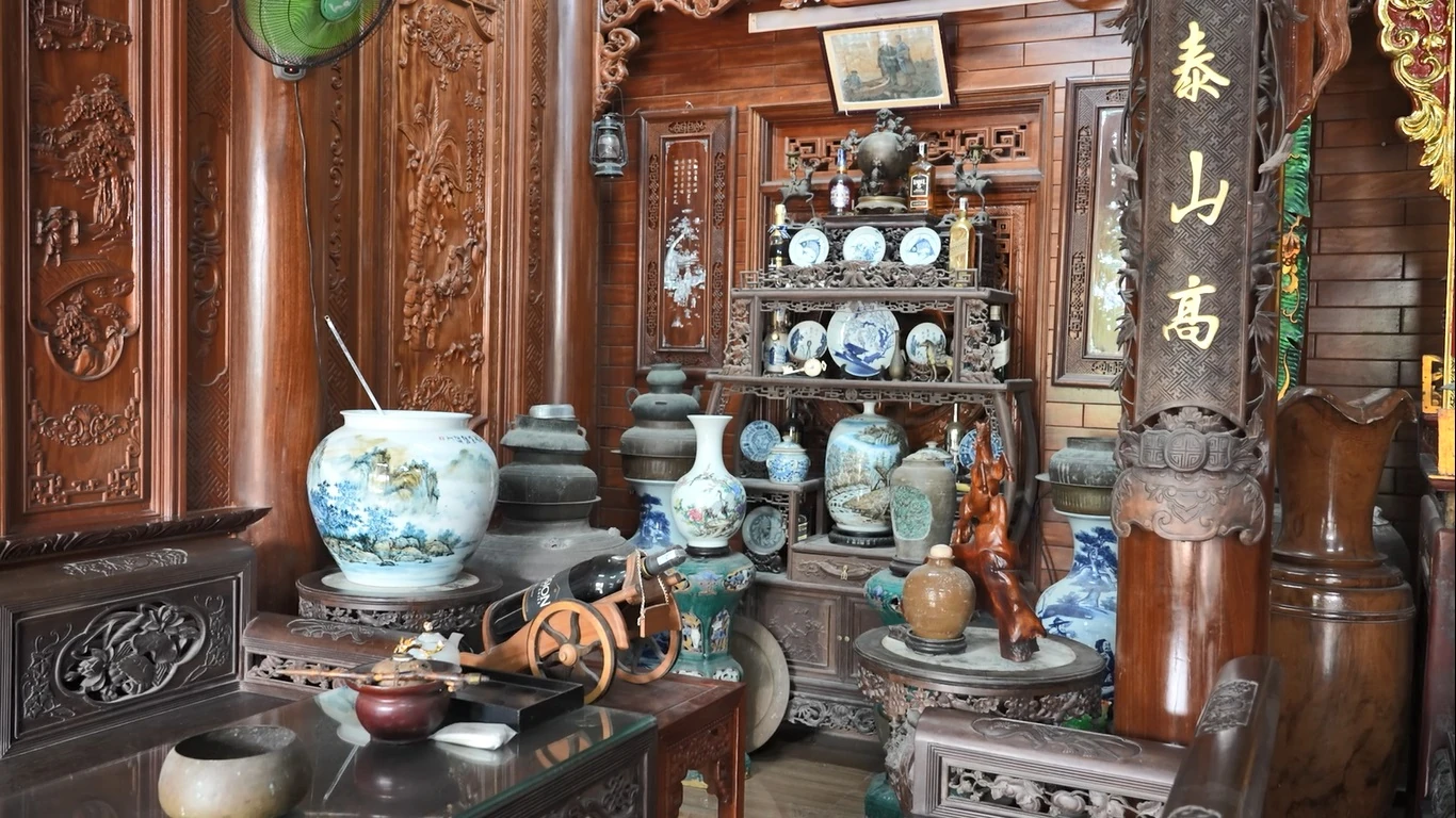 Độc đáo tấm bản đồ từ đĩa cổ