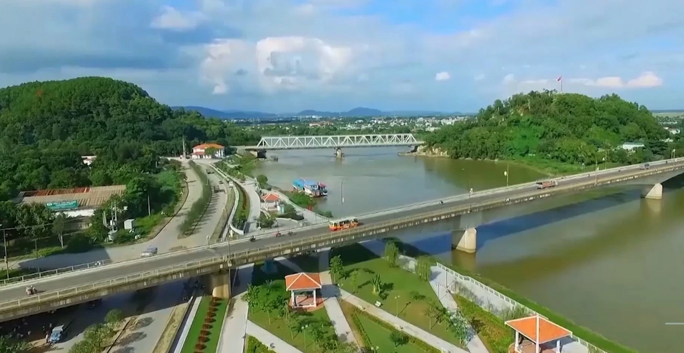 [Thanh Hóa xưa và nay] Cầu Hàm Rồng - biểu tượng nối liền ký ức và hiện tại