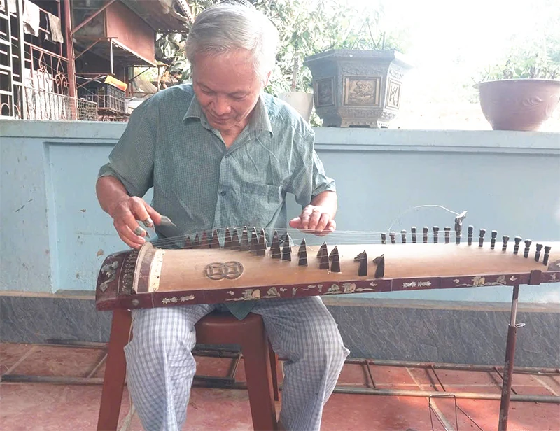 Phía sau cổng làng (Bài 1): Níu giữ “hồn quê”