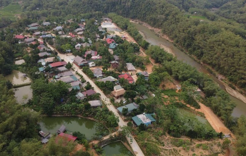 Lên bản Ngàm xem làm du lịch