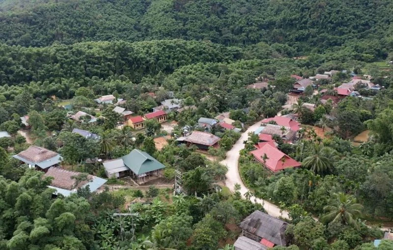 Lên bản Ngàm xem làm du lịch