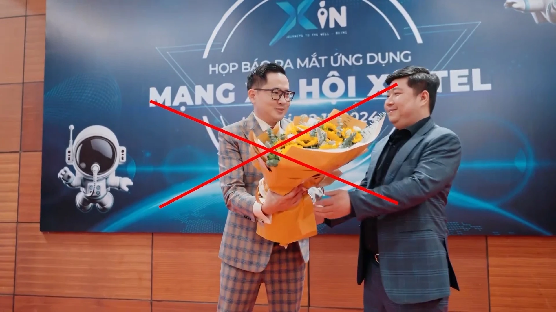 “Ai đang nói đó?”