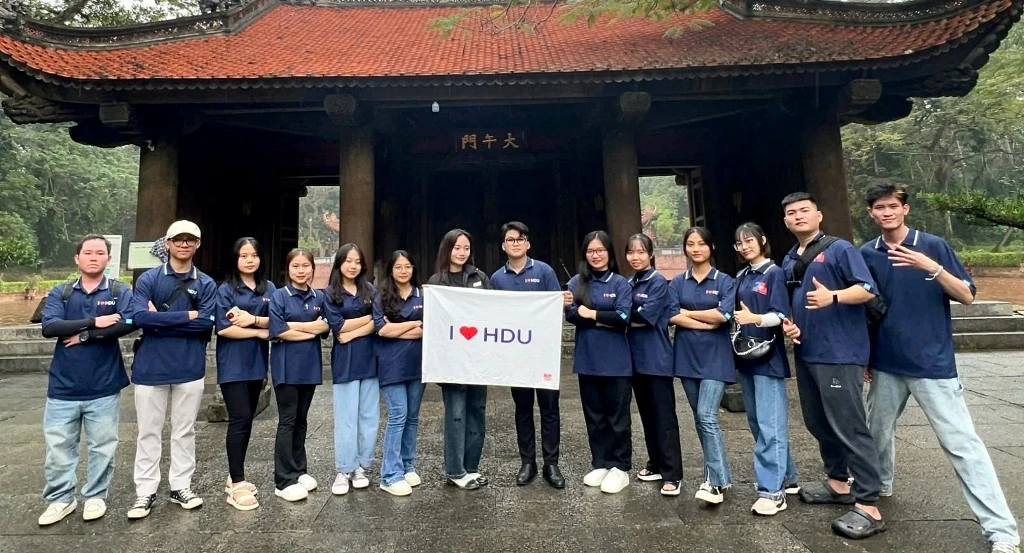 Người trẻ viết tiếp những câu chuyện lịch sử (Bài 4): Người trẻ kể chuyện lịch sử bằng công nghệ