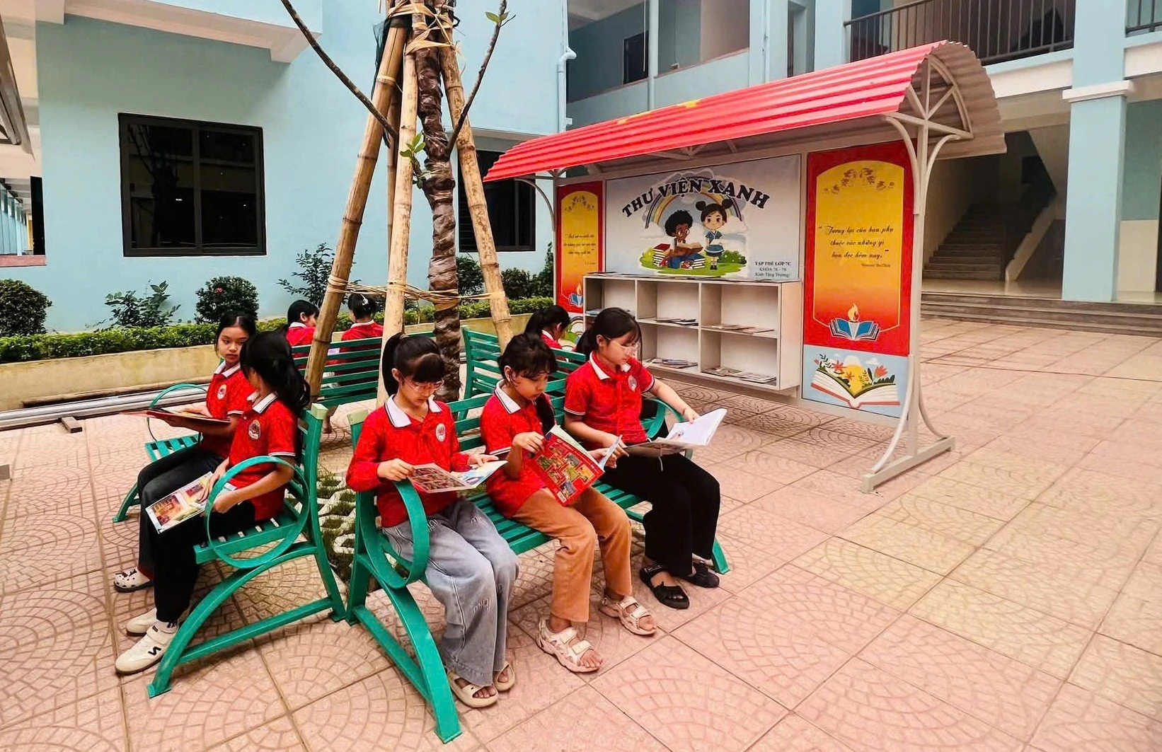 Thư viện xanh, nơi trang sách mở ra cả thế giới