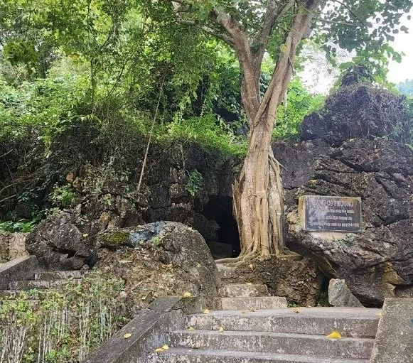 [Thanh Hóa xưa và nay] Hang Co Phương - Huyền thoại thời hoa lửa