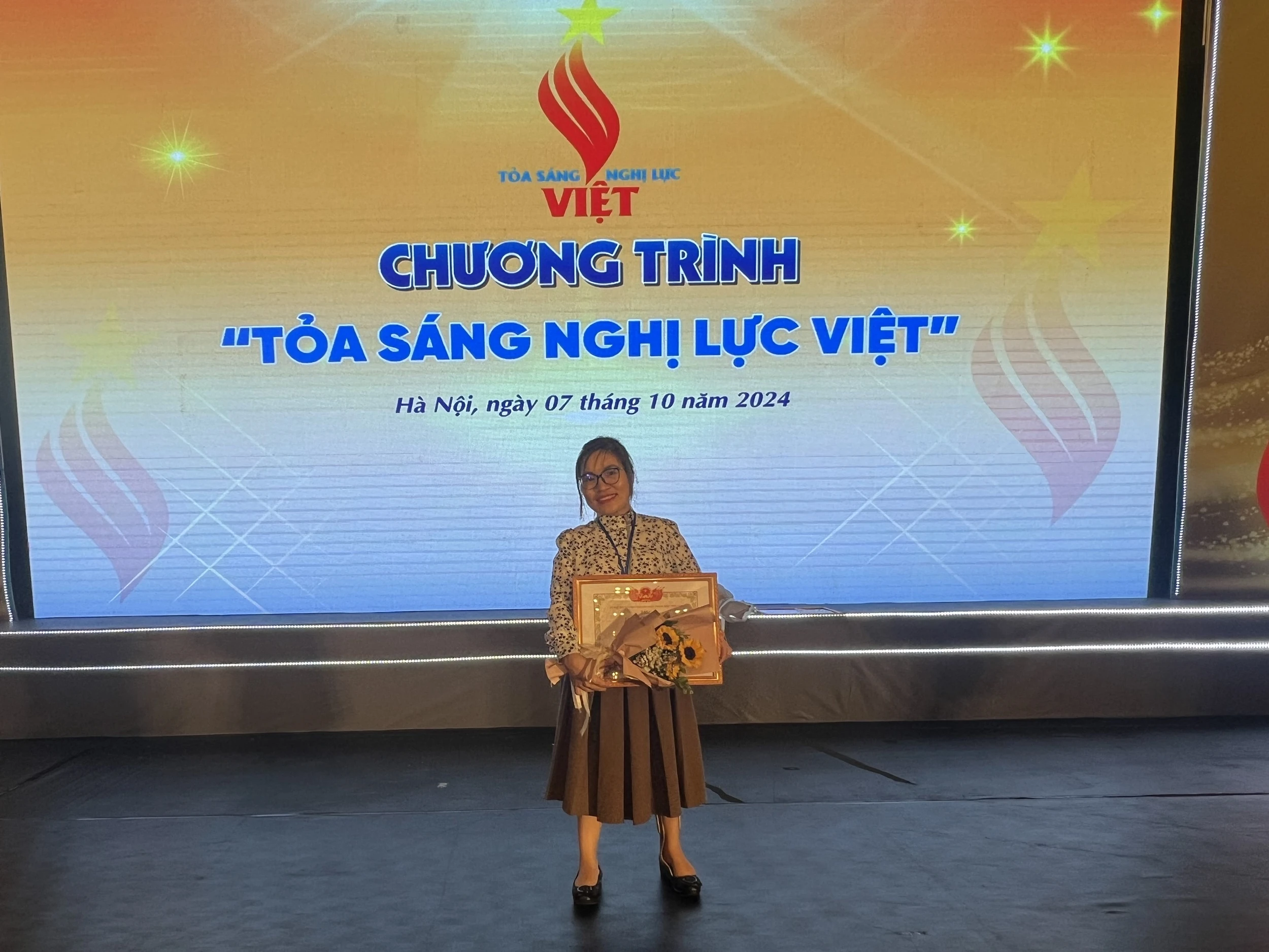 Hành trình vượt lên chính mình của nữ thanh niên khuyết tật