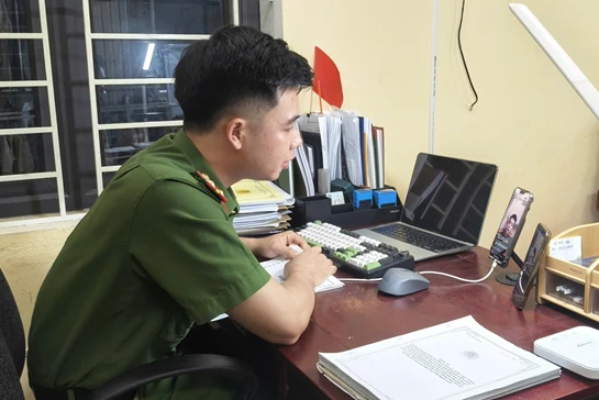 Khi Công an xã “lên sóng” phục vụ Nhân dân