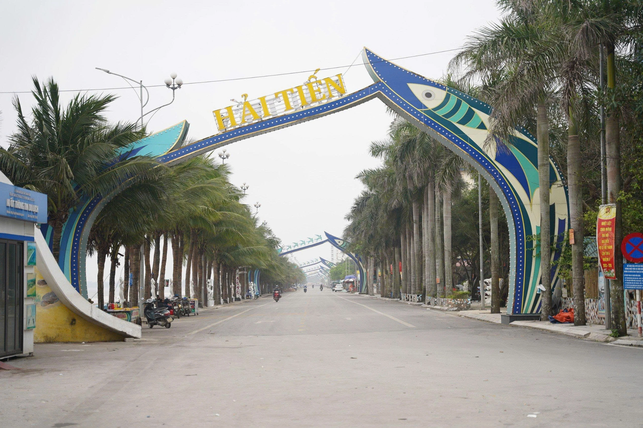 Hải Tiến xây dựng môi trường du lịch văn minh, thân thiện