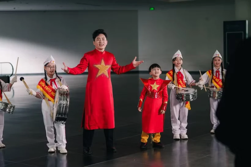 Ba thế hệ cùng xuất hiện trong sản phẩm âm nhạc kỷ niệm ngày đất nước thống nhất