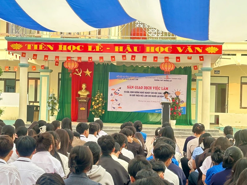 Định hướng, phân luồng học sinh cuối cấp