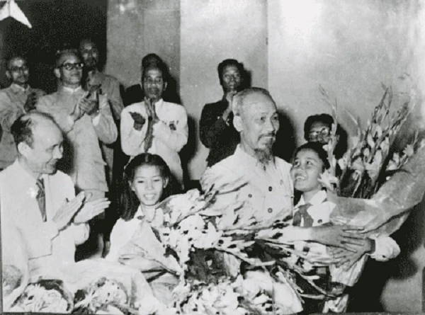 Ngày này năm xưa (20/4): Nhớ lời Bác Hồ căn dặn “Lương y như từ mẫu”