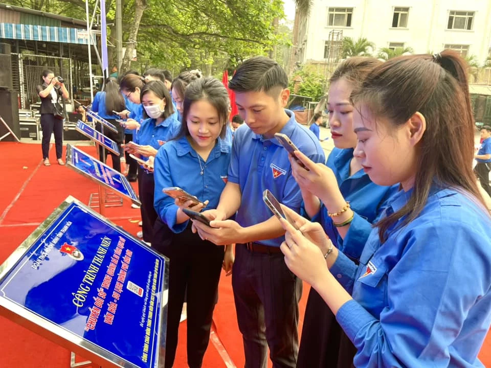 Người trẻ viết tiếp câu chuyện lịch sử (Bài cuối): Khi giá trị lịch sử trở thành động lực phát triển