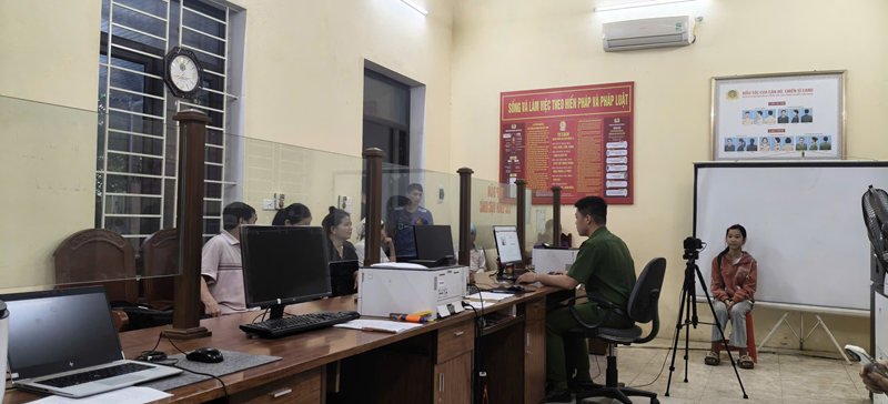 Khi Công an xã “lên sóng” phục vụ Nhân dân