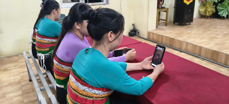 Khi Công an xã “lên sóng” phục vụ Nhân dân