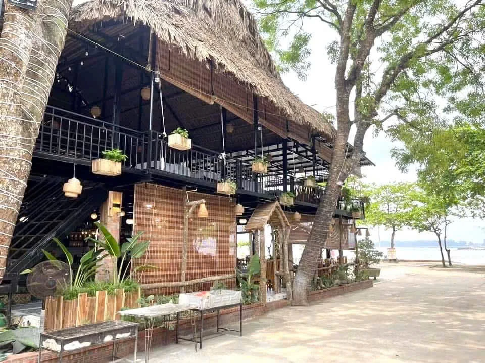 [Thanh Hóa xưa và nay] Làng chài Vinh Sơn: Nét bình yên giữa lòng phố biển