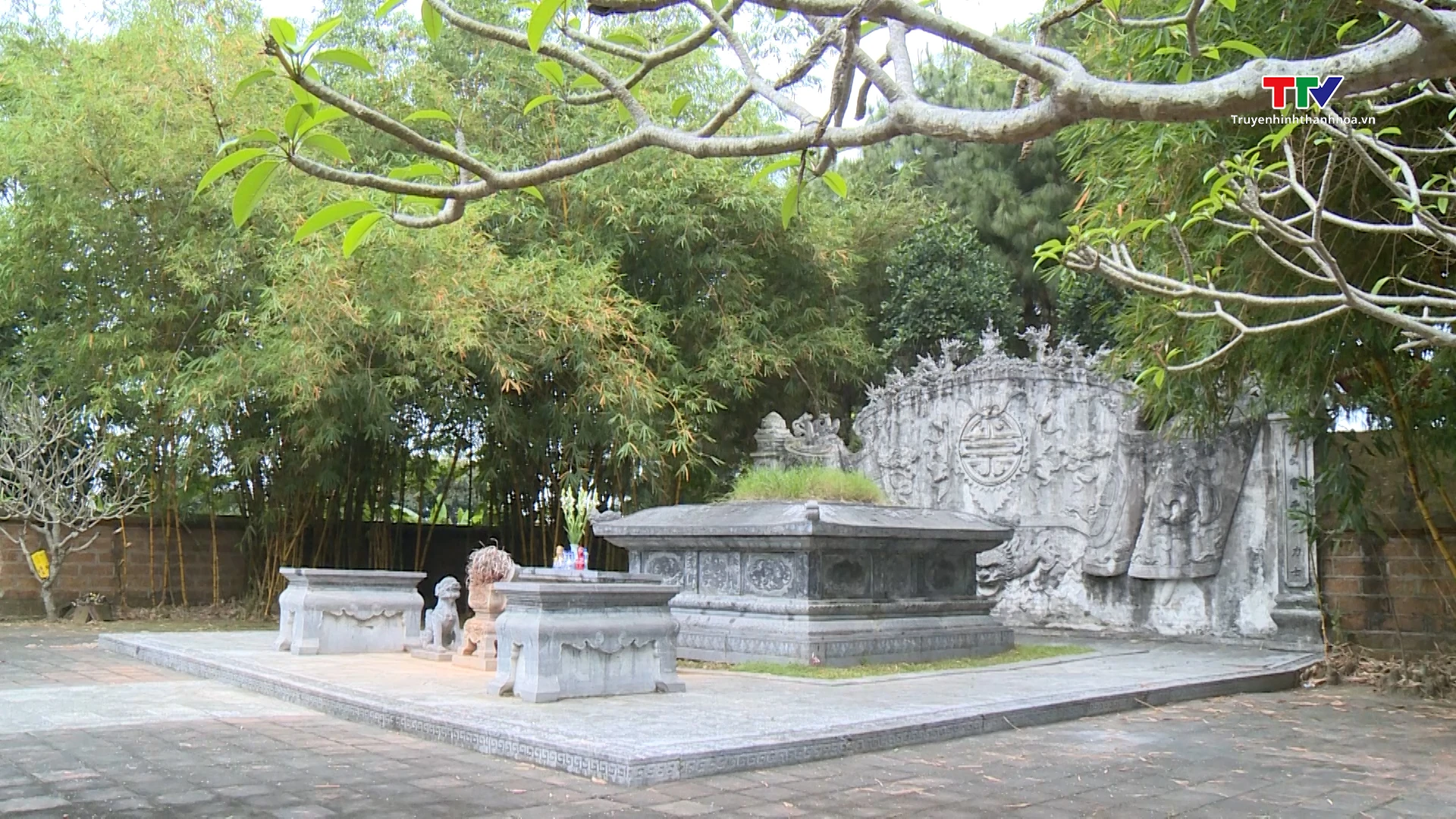 [Thanh Hóa xưa và nay] Lăng, mộ vua Lê Dụ Tông và hành trình hồi hương sau 46 năm 