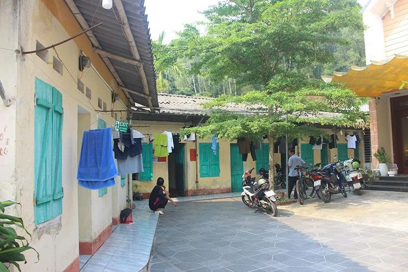 Sinh viên và nỗi lo thời bão giá