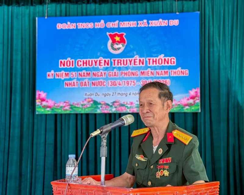 Bồi đắp lòng yêu nước qua những câu chuyện của thời hoa lửa