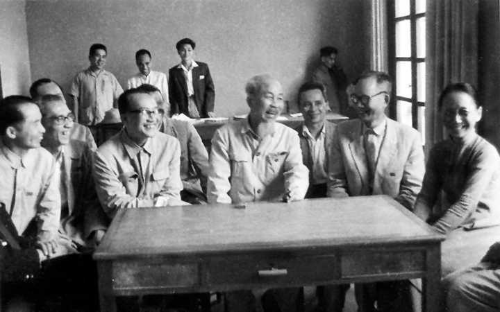 Ngày này năm xưa (30/4): Giải phóng miền Nam, thống nhất đất nước