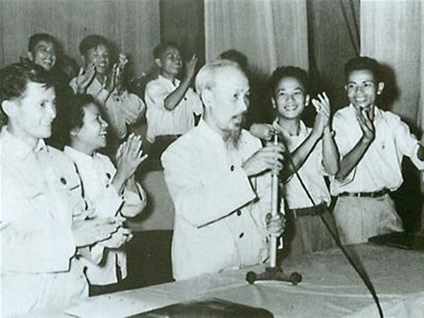 Ngày này năm xưa (10/5): Chủ tịch Hồ Chí Minh bắt đầu viết Di chúc để lại cho toàn Đảng và toàn dân ta