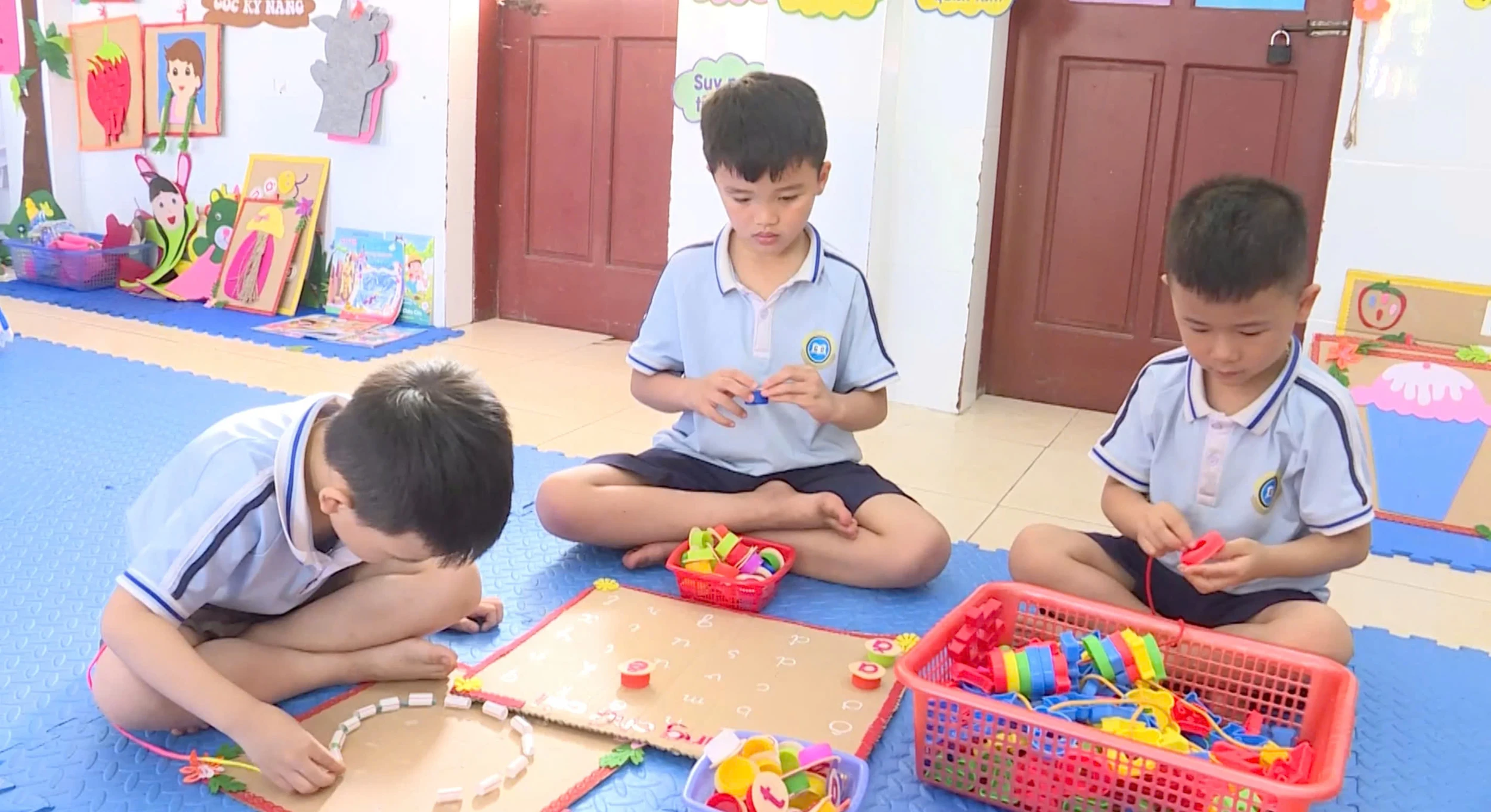 Biến phế liệu thành học liệu mầm non