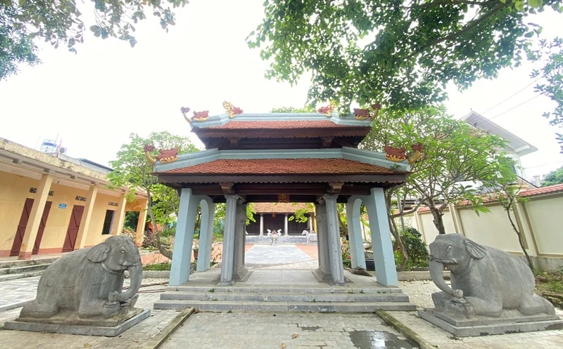 Hiển danh dòng họ Hoàng Bùi