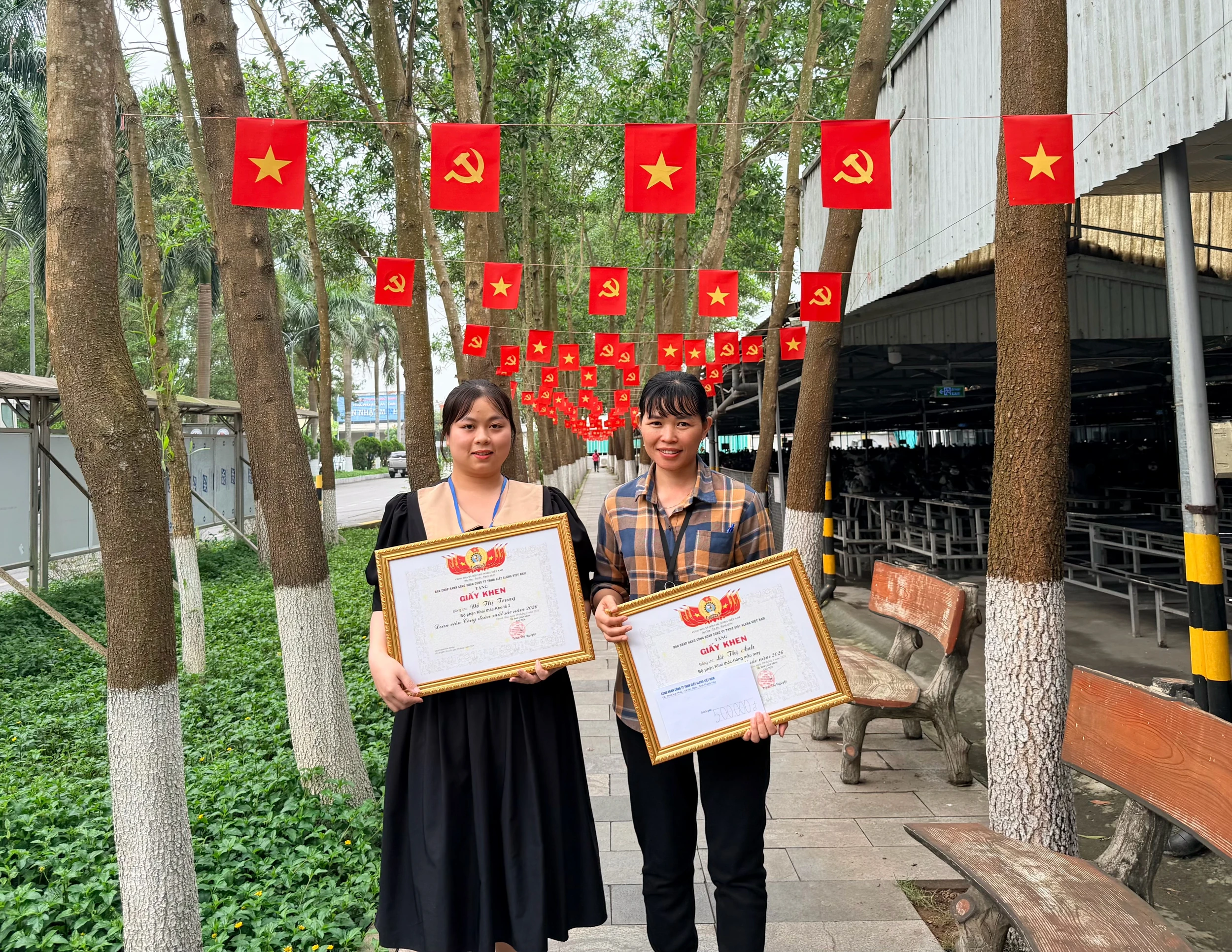 Niềm vui tháng công nhân