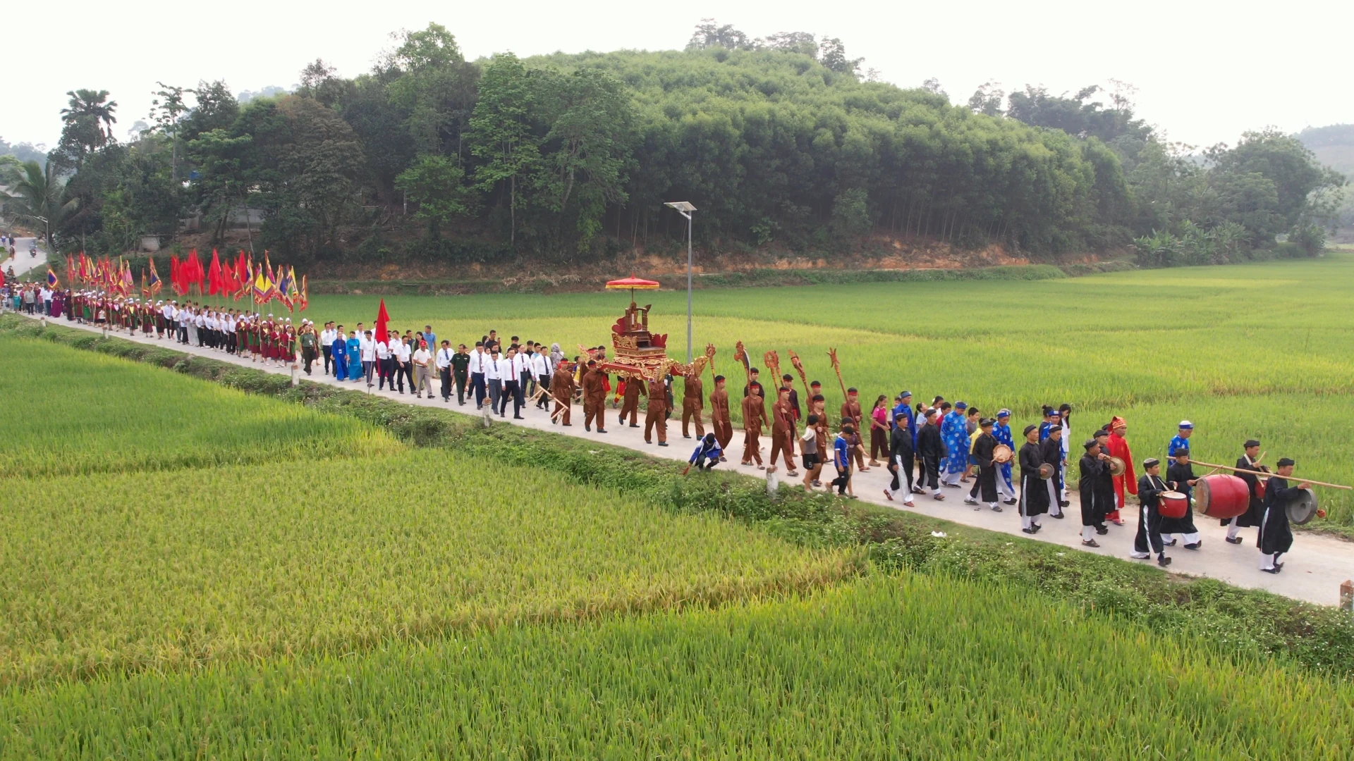 Văn hóa dân tộc Thổ - Sức sống giữa đại ngàn