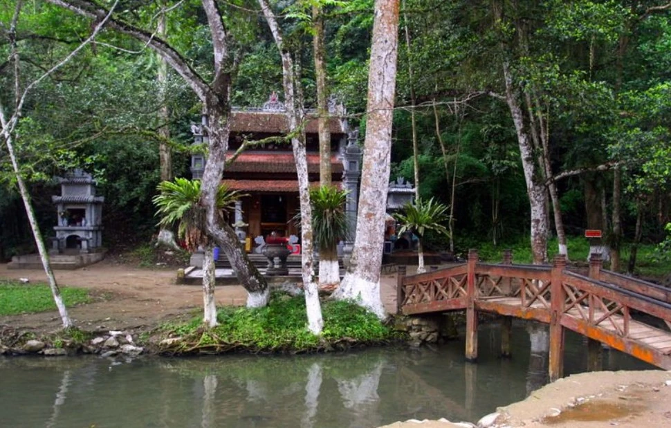[Thanh Hóa xưa và nay] Suối cá thần Cẩm Lương - Dòng suối linh thiêng nơi đại ngàn xứ Thanh