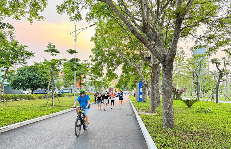 Thể thao ngoài trời “lên ngôi” mùa hè