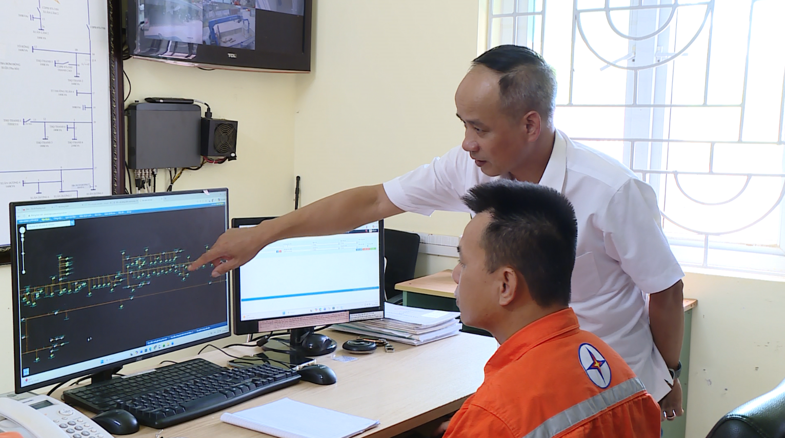 Những thôn, bản vẫn “ngóng” điện ở xã vùng cao Yên Nhân