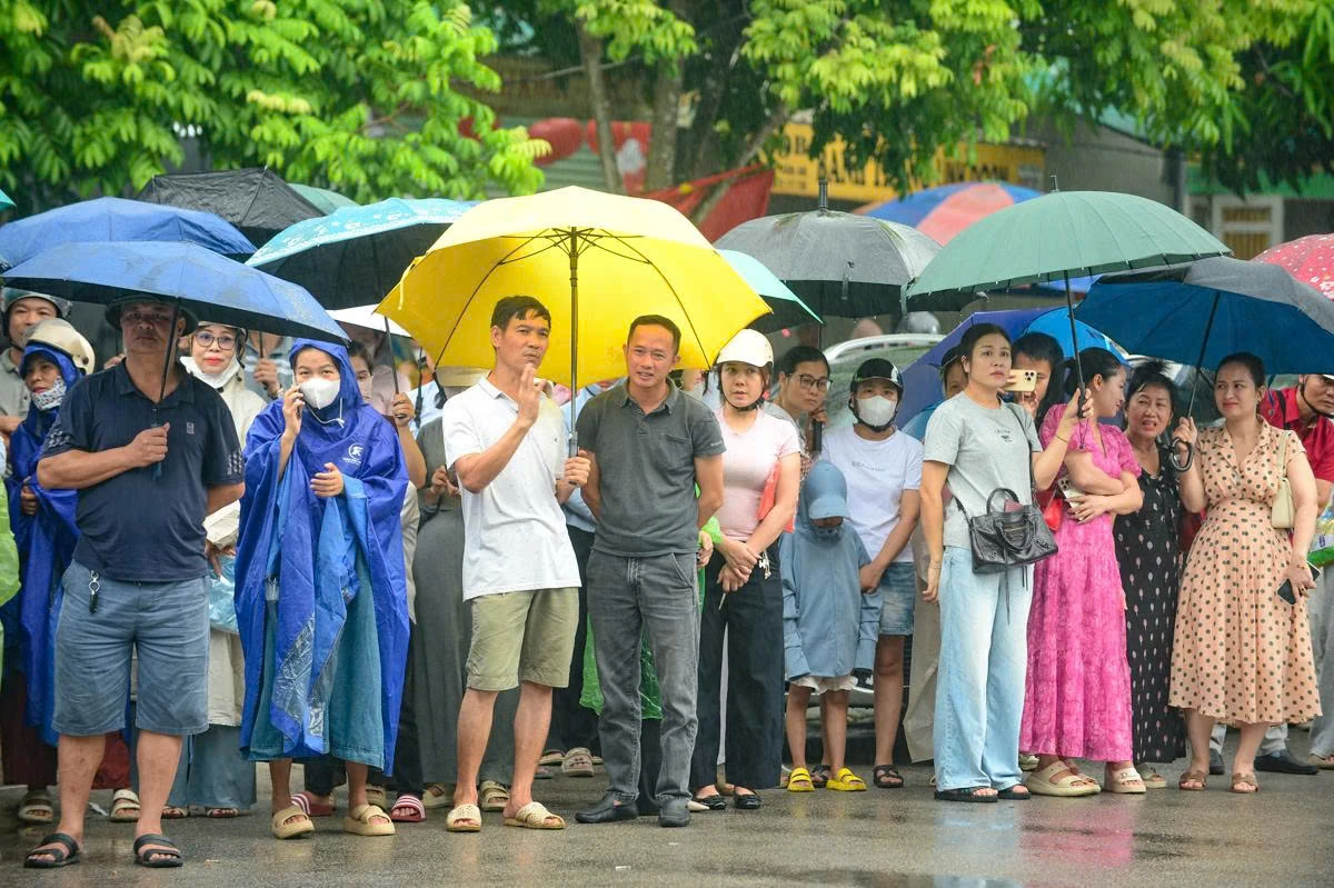 ​Tôi, người học trò của ba thập kỷ trước thử sức với đề thi Ngữ văn của 2k8