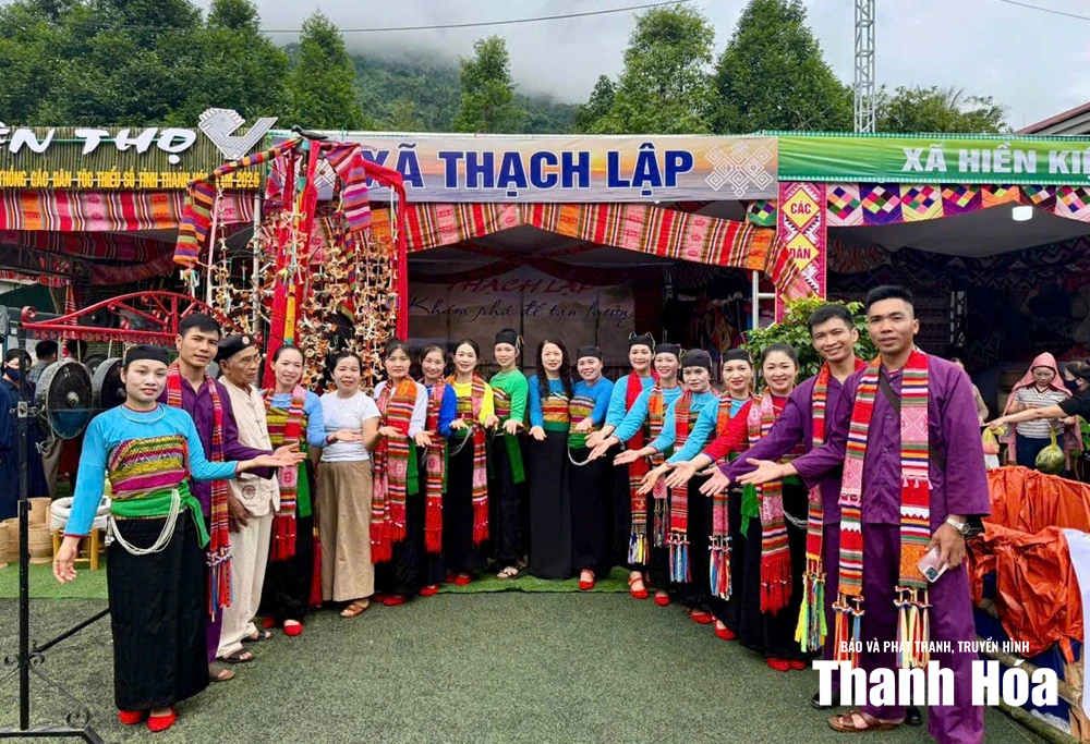 Những “hạt nhân” văn nghệ dân gian làm giàu đời sống tinh thần