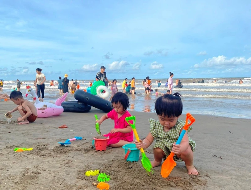 Gia đình nhỏ - Hạnh phúc to