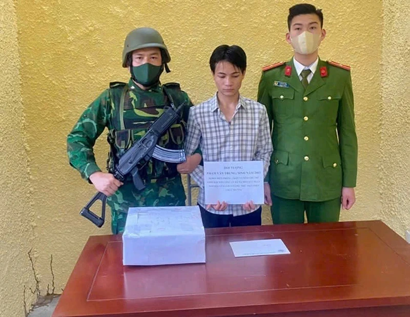 Gian nan cuộc chiến vùng biên