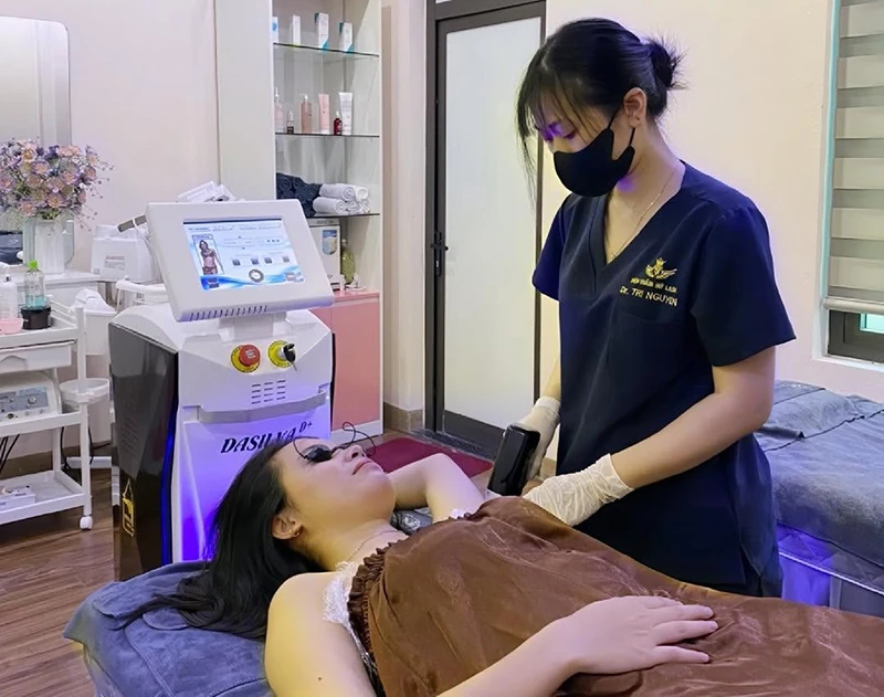 Làm đẹp công nghệ cao