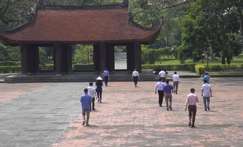 [Thanh Hóa xưa và nay] Chuyện cây ổi “cười” ở cố đô Lam Kinh