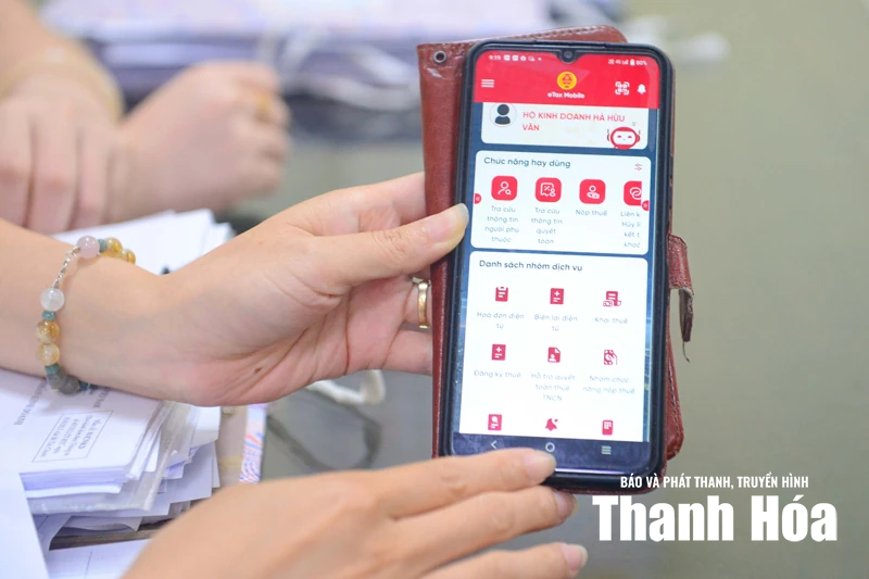 Đồng hành cùng hộ kinh doanh triển khai chính sách thuế mới