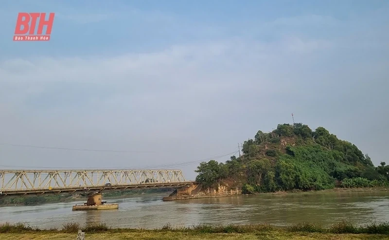 Bình minh trên dòng sông huyền thoại
