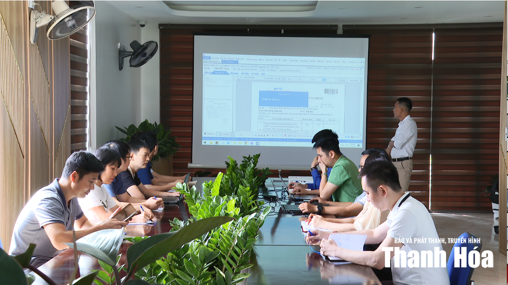 Tiên phong phát triển phần mềm y tế thông minh