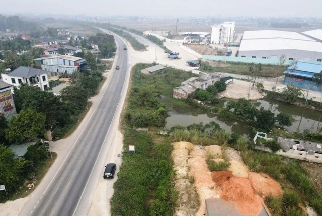 Triển khai Kết luận của Ban Thường vụ Tỉnh ủy về điều chỉnh đầu tư 2 dự án đường nối với cảng hàng không Thọ Xuân
