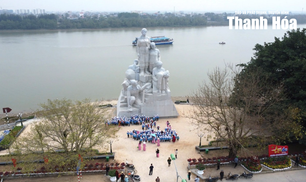 [Thanh Hóa xưa và nay] Nơi lịch sử hóa tượng đài