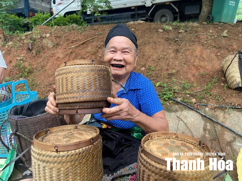 Chiếc chõ đồ xôi của mế