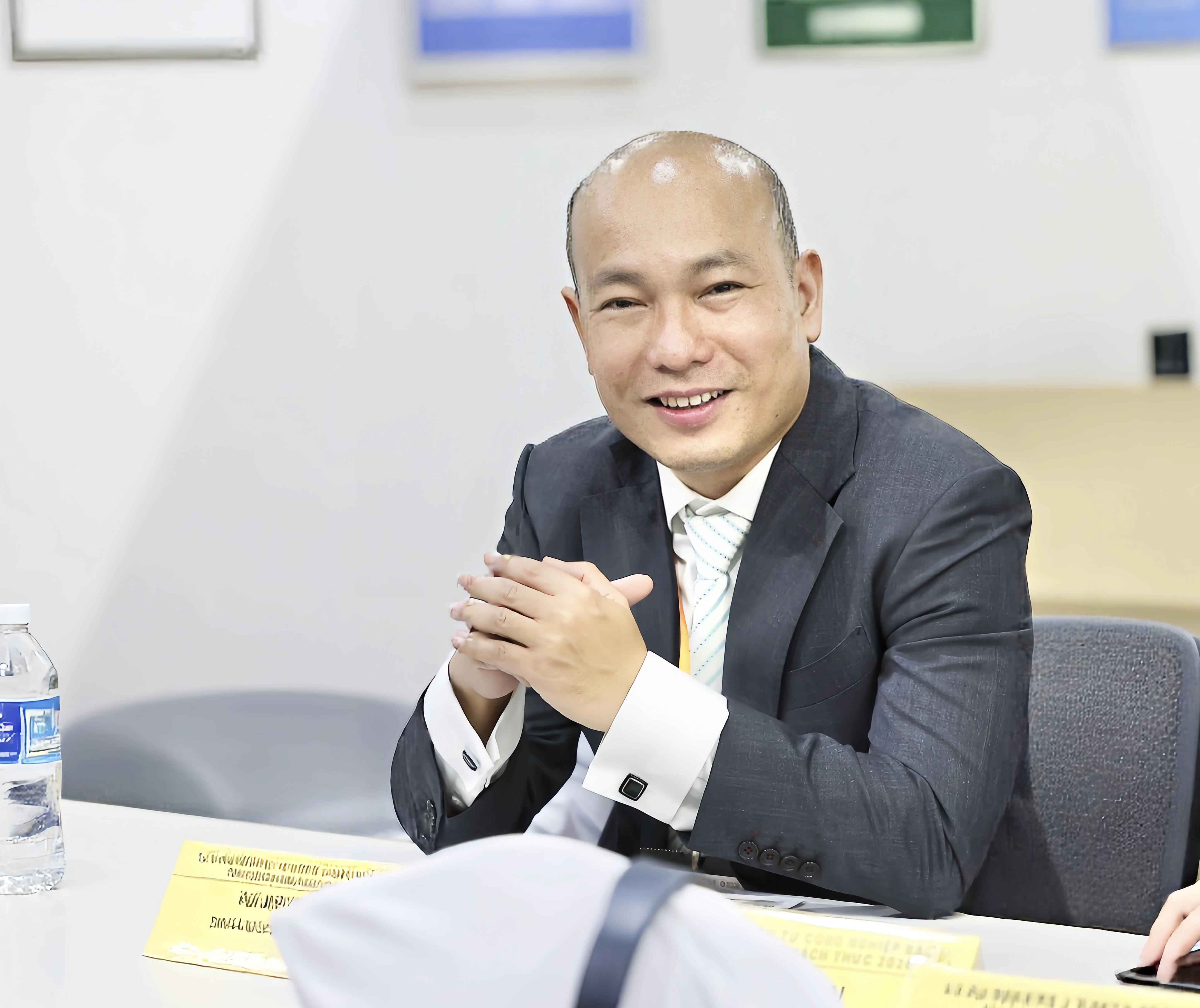 Nghị quyết 10: Cuộc cạnh tranh hút vốn FDI thế hệ mới của các địa phương