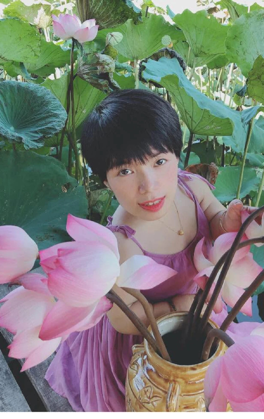 [E-Magazine] Sống như một đoá hoa