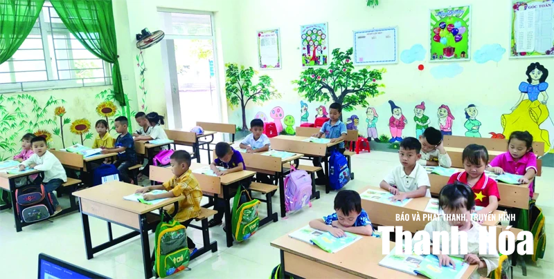 “Kết nối tri thức” đến với học sinh vùng khó