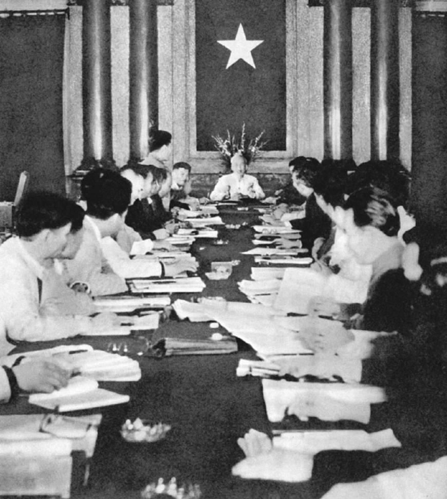 Ngày này năm xưa (30/7): Bác Hồ căn dặn “Xin chỉ thị trước khi làm, gửi báo cáo khi làm xong”